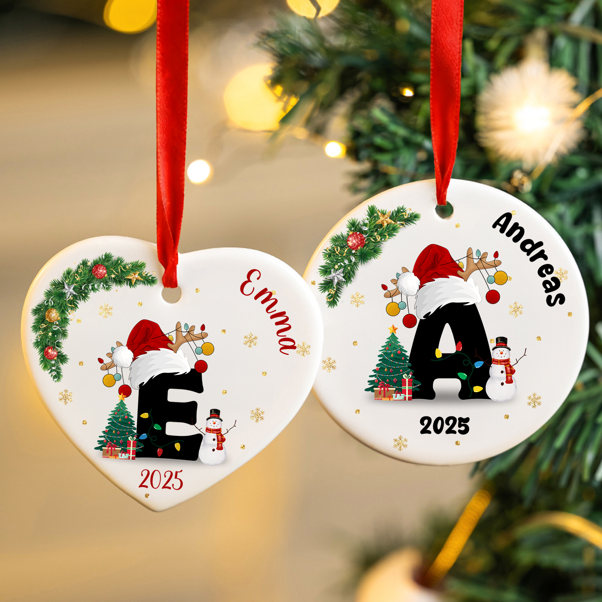 Ornement en Céramique Personnalisé avec Initiale Nom et Année Style de Bonhomme de Neige Cadeau de Noël pour la Famille et les Enfants