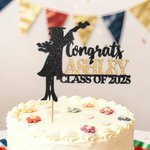 Gepersonaliseerde Glitter Multicolor Graduate Cake Topper met Naam en Jaar Taart Decor Afstudeerfeest Cadeau voor Afgestudeerden