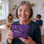 Personalized Retro Heart Design 1-12 Birth Flowers Portable Makeup Bag with Name and Title Birthday Anniversary Christmas Gift for Mom Grandma