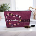 Personalized Retro Heart Design 1-12 Birth Flowers Portable Makeup Bag with Name and Title Birthday Anniversary Christmas Gift for Mom Grandma