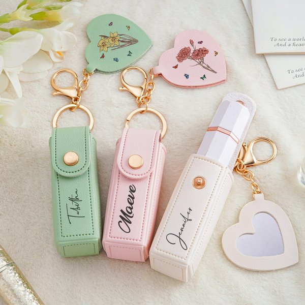 Personalisierte Geburt Blume Name PU Leder Lippenstift Fall Keychain mit herzförmigen Spiegel Make-up Essentials Geburtstag Hochzeit Geschenk für Frauen