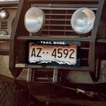 Gepersonaliseerde Multicolor Mountain License Plate Frame Cover met tekst past op alle standaard US en CAN platen Auto Decor Verjaardagscadeau voor autobezitters