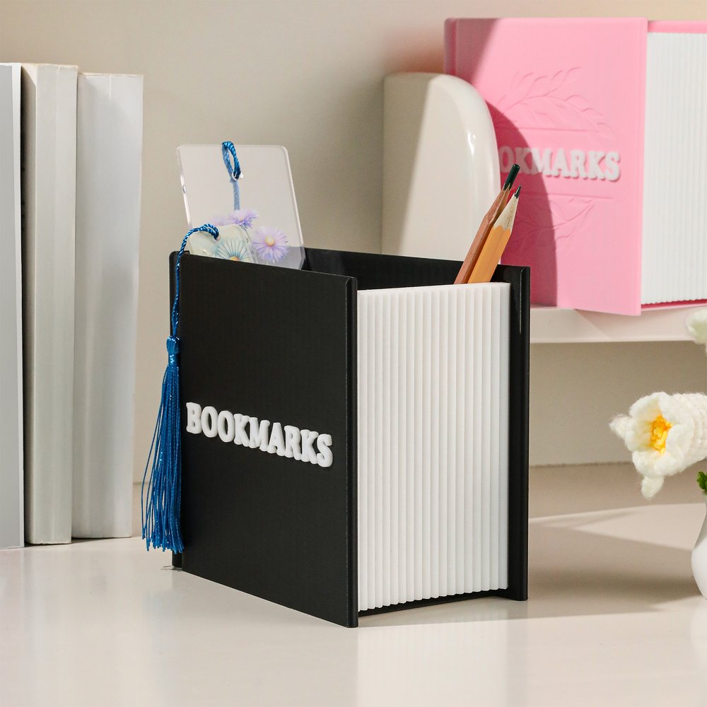 Porte-crayon en forme de livre imprimé en 3D