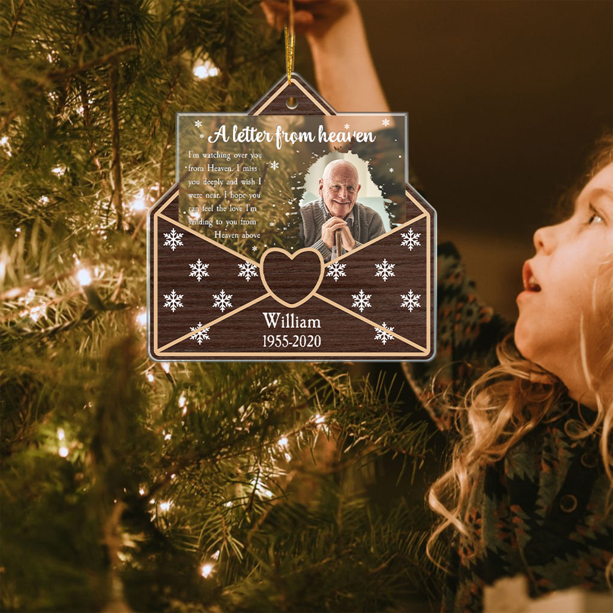 Ornement personnalisé en acrylique en forme de lettre avec texte du nom et de l'année Cadeau commémoratif de Noël pour la famille