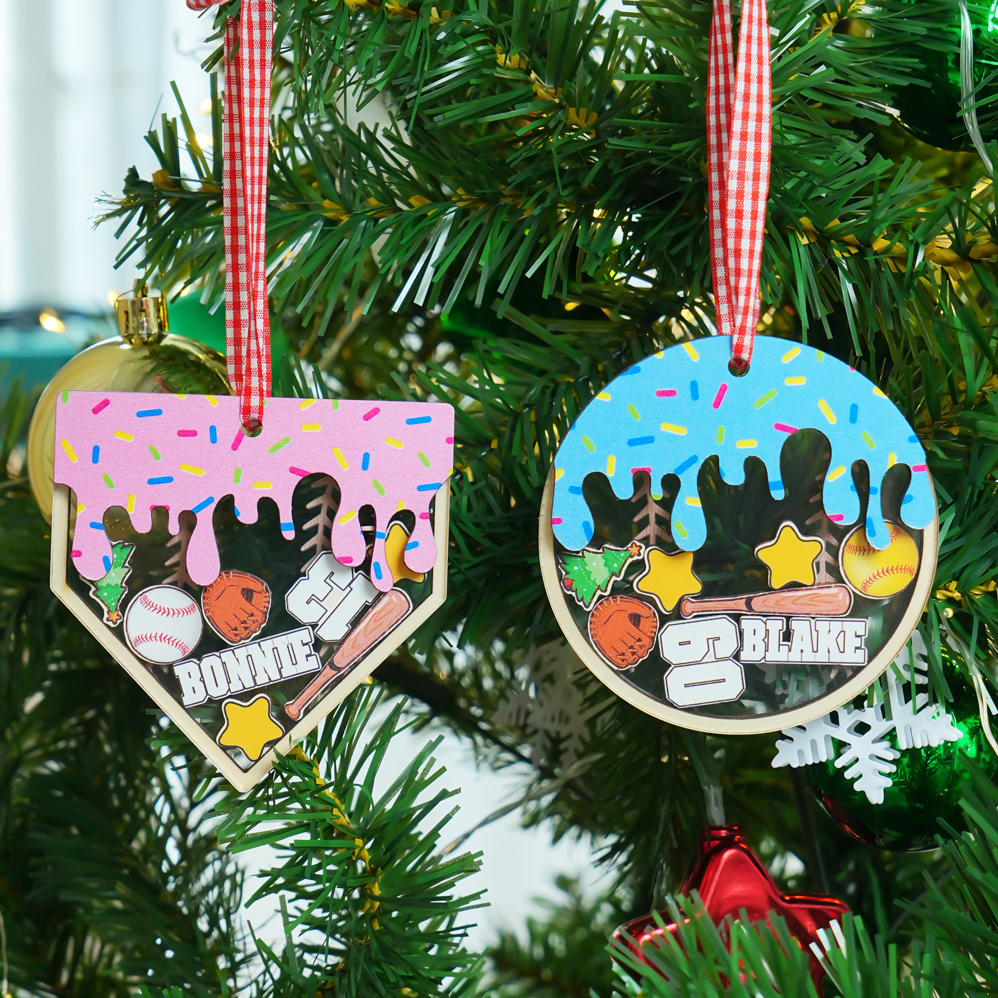 Ornement de Noël personnalisé en forme de boule de baseball avec nom Cadeau de Noël pour l'amateur de baseball Joueur de softball