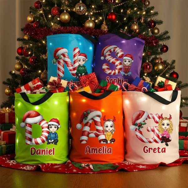 Personalisierter LED Weihnachtssack im Weihnachten-Design mit Cartoon-Figur Initiale und Namen Weihnachtsgeschenk für Kinder Freunde Familie