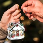 Personalized Cute Vet Clinic Acrylic Christmas Ornament with Name Clinic Tree Decor Christmas Gift for Veterinarians