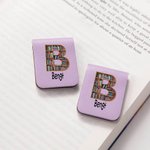 Personligt minimalistiskt bokmärke i magnetiskt PU-läder med namn perfekt present till födelsedag och julklapp för bokälskare och bokmaskar
