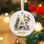 Gepersonaliseerd Rendier Kerstboom Initiaal Rond Keramisch Kerstornament met Naam en Jaar Kerstboomdecoratie Cadeau voor Familie en Vrienden