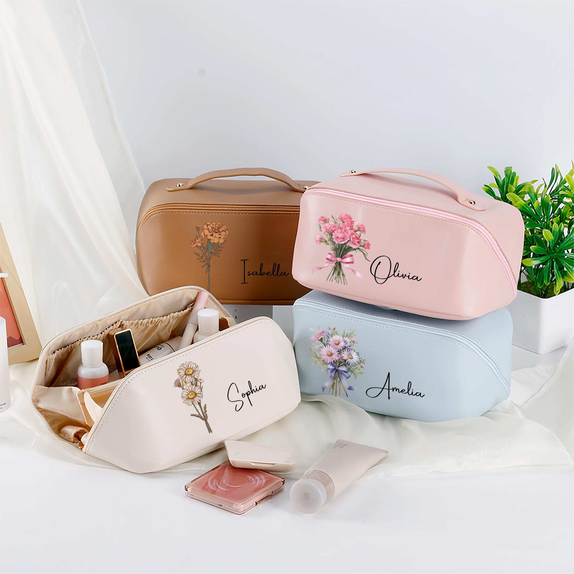 Sac de maquillage en cuir PU avec nom et fleur de naissance personnalisée Cadeau d'anniversaire essentiel pour les sœurs et les amis