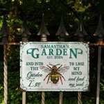 Personalized Retro Floral Insect Animal Art Classic Metal Garden Sign Birthday Housewarming Gift for Women Men Gardening Lovers