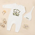 Personalisierte gerade rechtzeitig für die Jagd Saison 100% Baumwolle Baby Strampler Hut Set mit Namen Outdoor-Aktivität Outfit Jagd Saison Geschenk für Neugeborene Babys