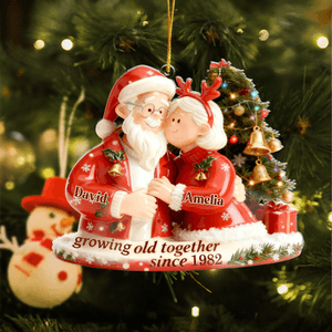 Personalised Christmas Couple Growing Old Together Acrylic Ornament with Names Home Decor Christmas Gift for Grandma Grandpa