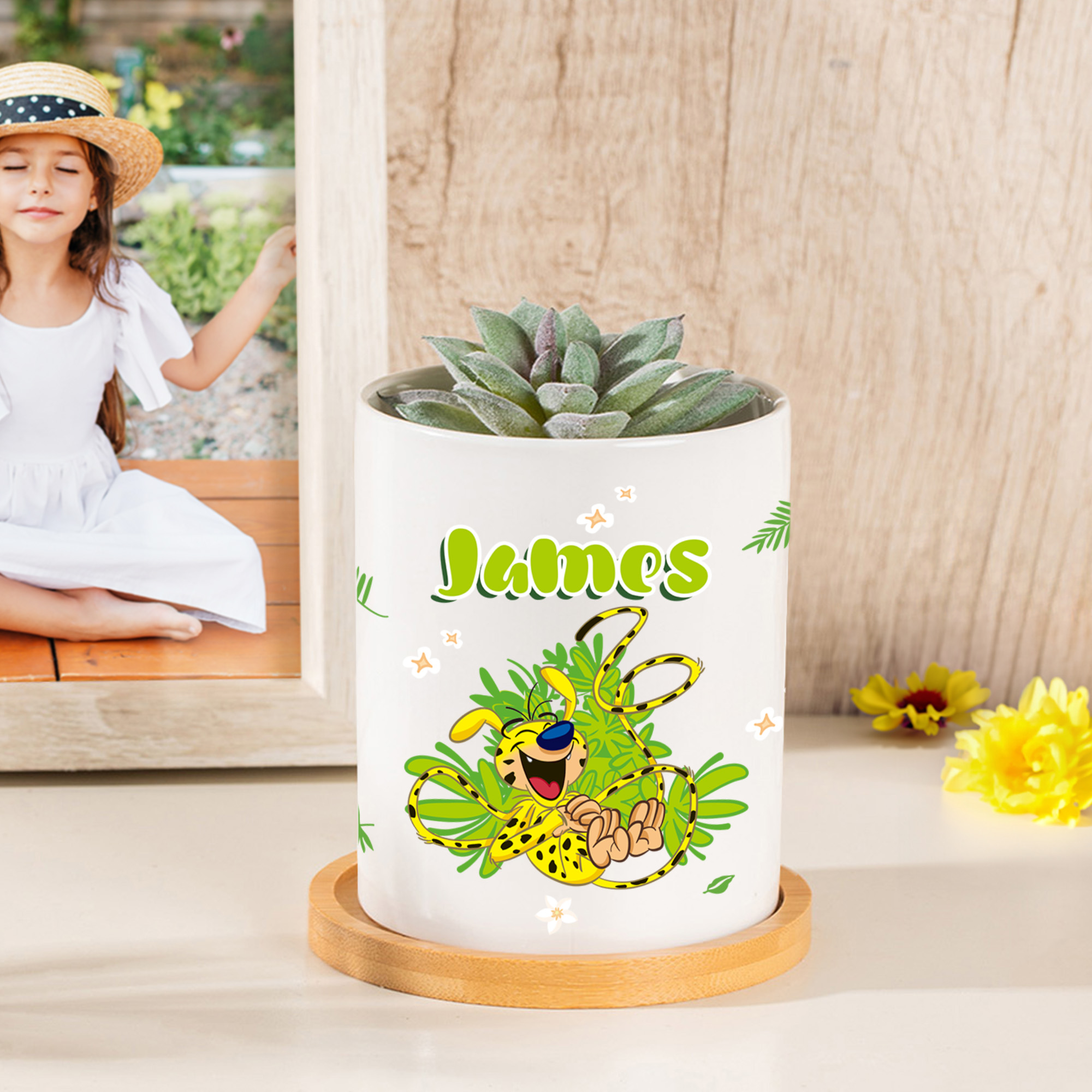 Jardinière personnalisée en céramique avec plateau en bambou Cadeau d'anniversaire de Noël pour ami(e) et famille | Callie × Marsupilami®.