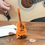Support de médiators en bois en forme de guitare avec texte gravé et 1-4 médiators Accessoires de musique Cadeau d'anniversaire de Noël pour joueur de guitare