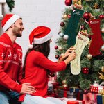 Gepersonaliseerde Gebreide Kerstkous met Geborduurde Naamletter Openhaard- en Kerstboomdecoratie Hangend Ornament Kerstcadeau voor Familie Vrienden