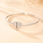 Personalised Heart Shape Angel Wing Photo Locket Bracelet Anniversary Birthday Christmas Gift for Wife Mother Grandma