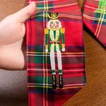 Cascanueces de Navidad Personalizado Faja Corona con Bordado Inicial Decoración para el Hogar Regalo de Navidad para Amigos de la Familia