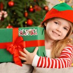 Gepersonaliseerde Kerstman Rendier Sneeuwpop Ontwerp Set van 2 Waterdichte Kerststickers Etiketten met Naam Kerst Decor Feestartikelen voor Familie Kids