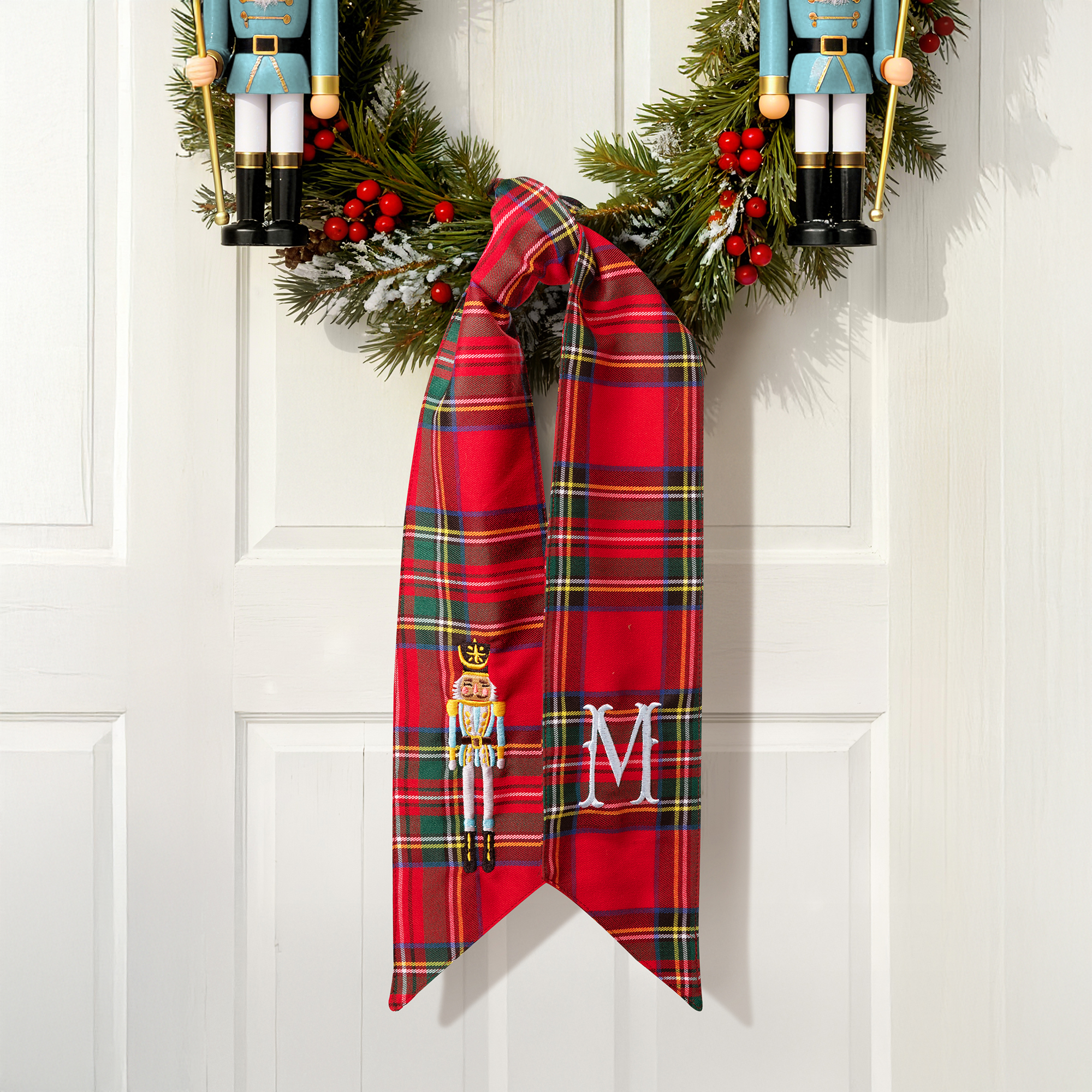 Personalizzato Natale Schiaccianoci Wreath Sash con ricamato iniziale Home Decor Regalo di Natale per gli amici della famiglia