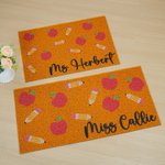 Personalizzato con una matita di mele in finta fibra di cocco e tappetino antiscivolo per la porta con testo Decorazione per la scuola Regalo per la festa dell'insegnante per gli insegnanti