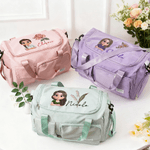 Personalizzata 3D Cartoon Character Birth Flower Borsa da viaggio a più scomparti con nome e tracolla Regalo di compleanno essenziale per le donne
