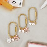 Gepersonaliseerde engel vleugel boog bloem hart charme met initiaal tas sleutel accessoire kerst verjaardag cadeau voor vriend familie