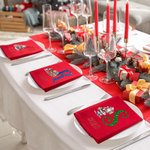 Servilleta roja personalizada de Papá Noel 100% algodón con nombre e inicial Decoración de mesa Regalo de Navidad para familia amigos