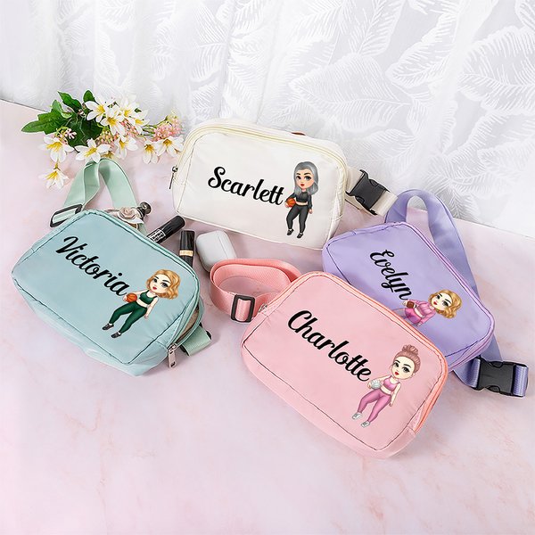Personalizado de dibujos animados Deportes Nombre de la Niña Impermeable Crossbody riñonera Bolsa de cintura con correa ajustable para Workout Running Cumpleaños Regalo para las mujeres