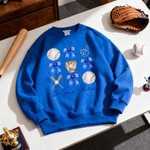 T-shirt de baseball multicolore Sweatshirt à capuche avec nom et numéro Cadeau de Noël pour les femmes et les amis