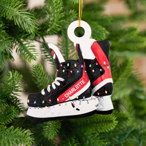 Personalisierter Hölzerner Baumschmuck im Schlittschuhe-Design mit Namen Weihnachtsdeko Weihnachten Geschenk für Eishockey-Liebhaber