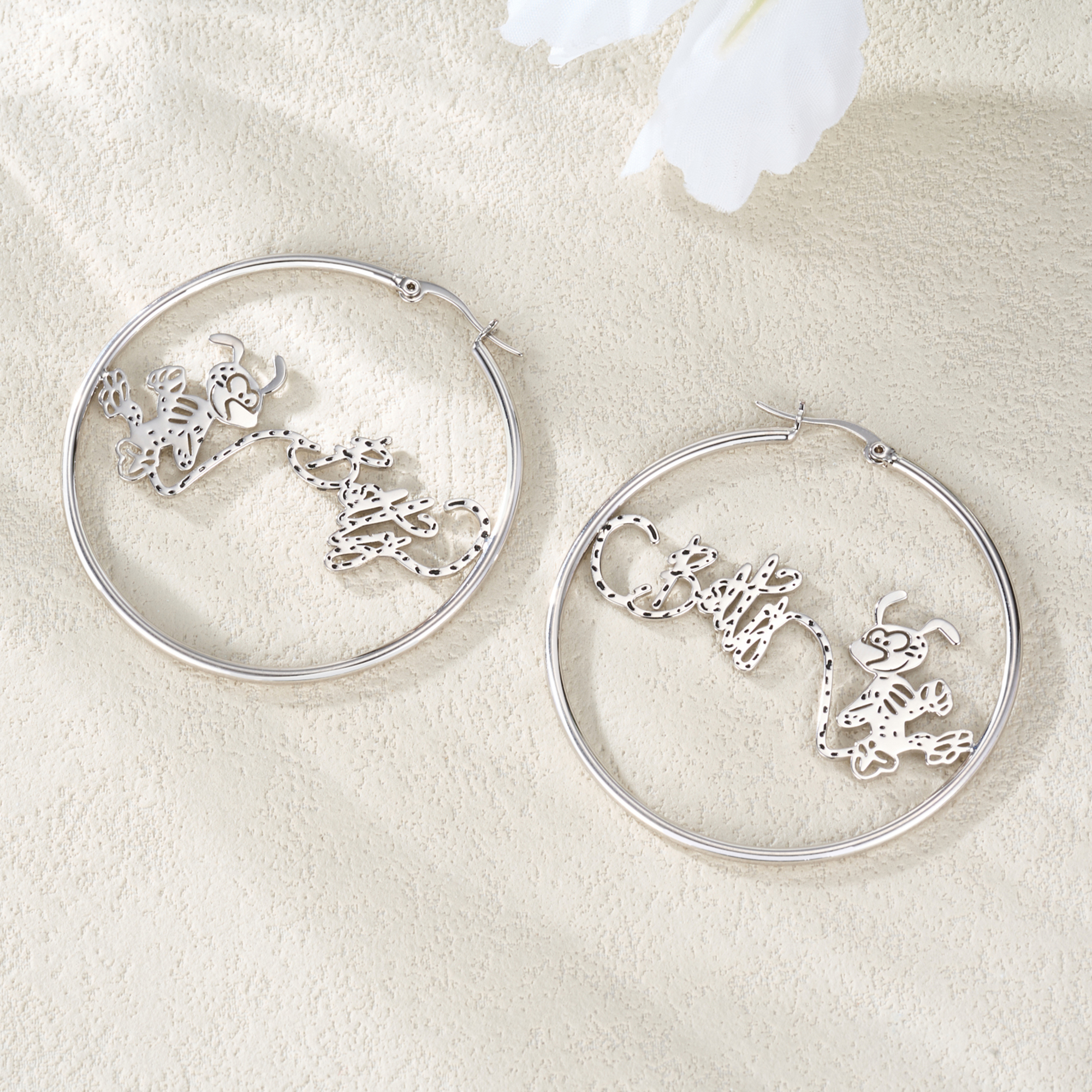 Boucles d'oreilles personnalisées Marsupilami avec nom Cadeau d'anniversaire pour ami(e), famille, Callie × Marsupilami®.