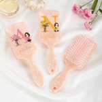 Spazzola personalizzata con bouquet di fiori di nascita iniziale e personaggio con manico lungo e nastro regalo per donne