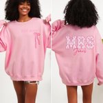 Personalized Toile De Jouy Floral Mrs Bow T-shirt Sweatshirt Hoodie with Name and Year Christmas Wedding Anniversary Gift for Bride Newlywed