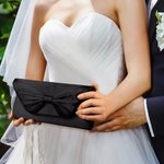 Pochette in raso personalizzata con fiocco e fodera fotografica Regalo di matrimonio e anniversario per le donne
