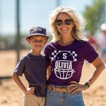 Casque de football à carreaux personnalisé T-shirt Sweatshirt Hoodie avec nom et numéro à porter quotidiennement le jour du match Cadeau de Noël pour les joueurs de football Lovers