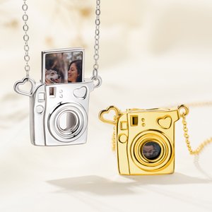 Collana personalizzata con mini medaglione estraibile per fotocamera con foto Regalo di compleanno per gli amanti della fotografia