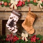 Gepersonaliseerde Western Cowboy Boerderij Pluche Kerstkousen met Naam en Rode Hanglus Festival Decoratie Kerstcadeau voor Familie Vrienden