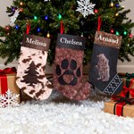 Gepersonaliseerde Western Cowboy Boerderij Pluche Kerstkousen met Naam en Rode Hanglus Festival Decoratie Kerstcadeau voor Familie Vrienden