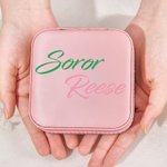 Henkilökohtainen Pearl Pink PU Nahka Korut laatikko nimi ja teksti Sorority Bid Day Initiation Big Little lahja Sororsille