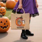 Personalisierte Halloween Cartoon-Charakter Jute Tasche mit Kürbis Süßigkeiten Tote Bag mit Initiale und Namen Süßes oder Saures Geschenk für Kinder