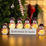 Bonhommes de Neige en Bois Personnalisés avec Expression du Visage et Nom Set de 2-16 Décorations avec Lumière LED Cadeau Fête Noël pour Famille
