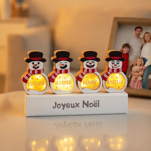Bonhommes de Neige en Bois Personnalisés avec Expression du Visage et Nom Set de 2-16 Décorations avec Lumière LED Cadeau Fête Noël pour Famille