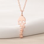 Collier de nom gothique personnalisé avec tête de mort Bijoux délicats Cadeau d'anniversaire et de Noël pour fille Femme Punk Enthusiast
