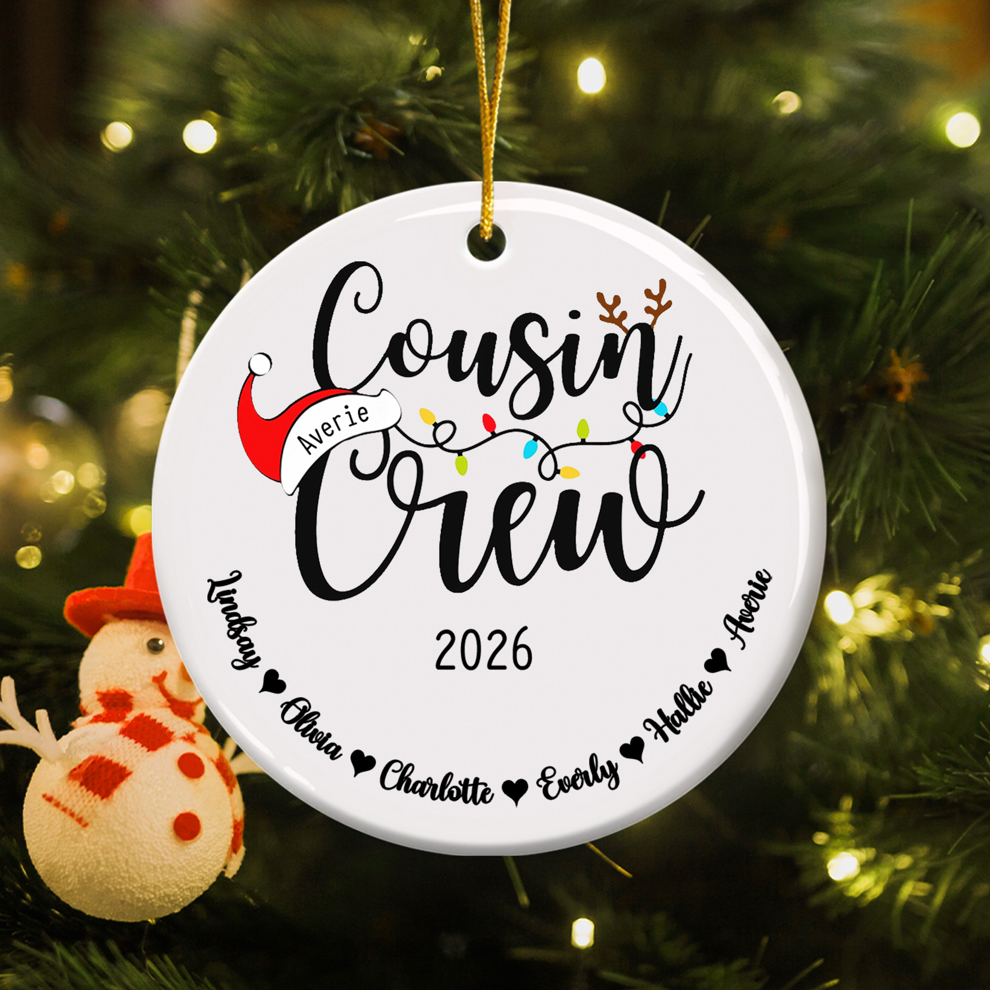 Chapeau de Père Noël personnalisé Cousin Crew Ornement de Noël en céramique avec nom Décoration de l'arbre de Noël Cadeau de Noël pour la famille