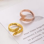 Anello aperto regolabile con nome inciso, ali di angelo custode personalizzato, regalo commemorativo per amici e famiglia