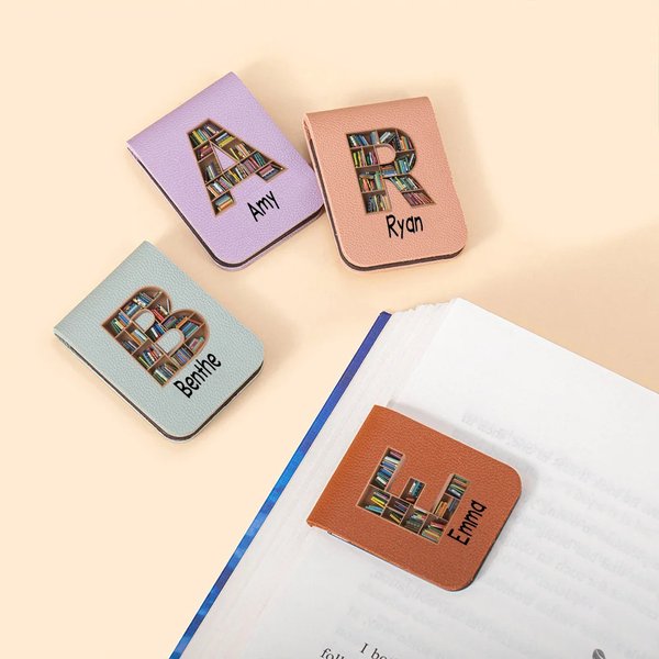 Gepersonaliseerde Boekenkast PU-leer Magnetische Bladwijzerclip met Naam en Initiaal Verjaardag of Kerst Cadeau voor Boekenliefhebbers en Leesfanaten