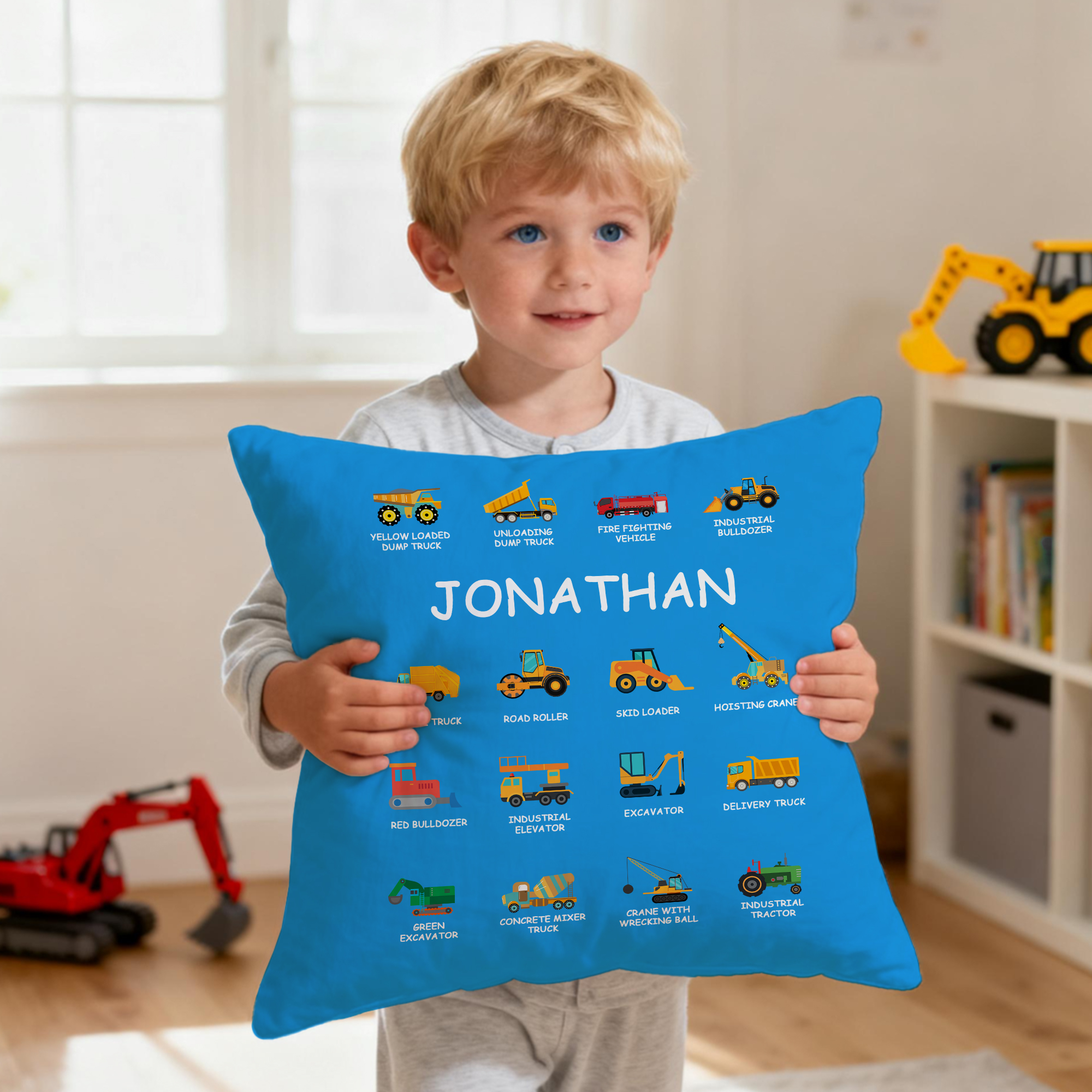 Housse de coussin personnalisée en forme de camion de chantier multicolore avec nom Cadeau d'anniversaire de Noël pour les garçons qui aiment les camions.
