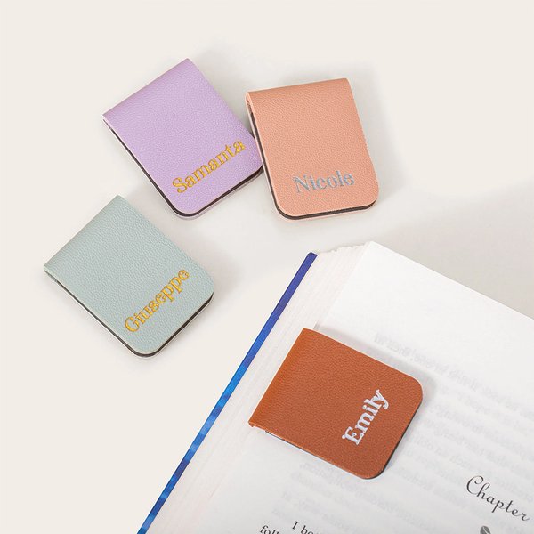 Segnalibro in pelle stile minimalista magnetico personalizzato con nome inciso regalo di compleanno e laurea per amanti dei libri e lettori accaniti