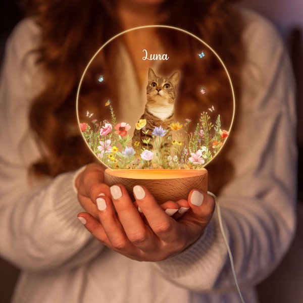 Gepersonaliseerd LED Nachtlampje met Bloemen en Huisdierfoto met Naam en Datum Houten Basis Herinnering of Verjaardagscadeau voor Huisdierliefhebbers